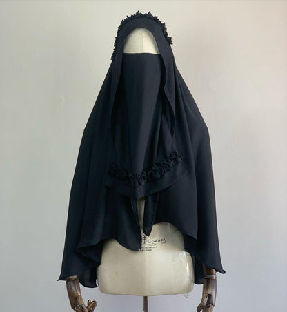 Sale! Elegant Crown Hijab: Timeless Grace & Style