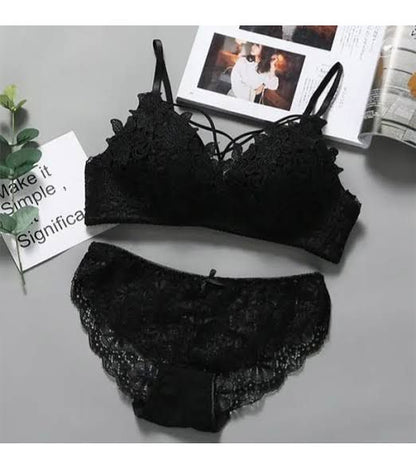 Double-Strap & Soft-Padded Floral Lace Bra and Panty Set